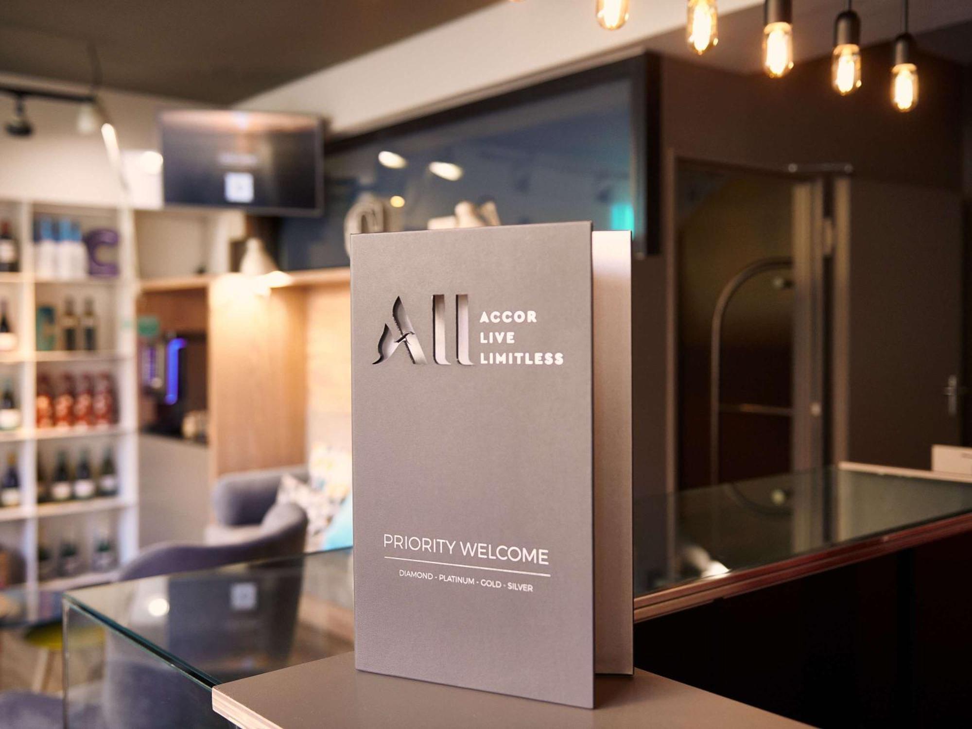 Mercure Barcelona Condor Esterno foto